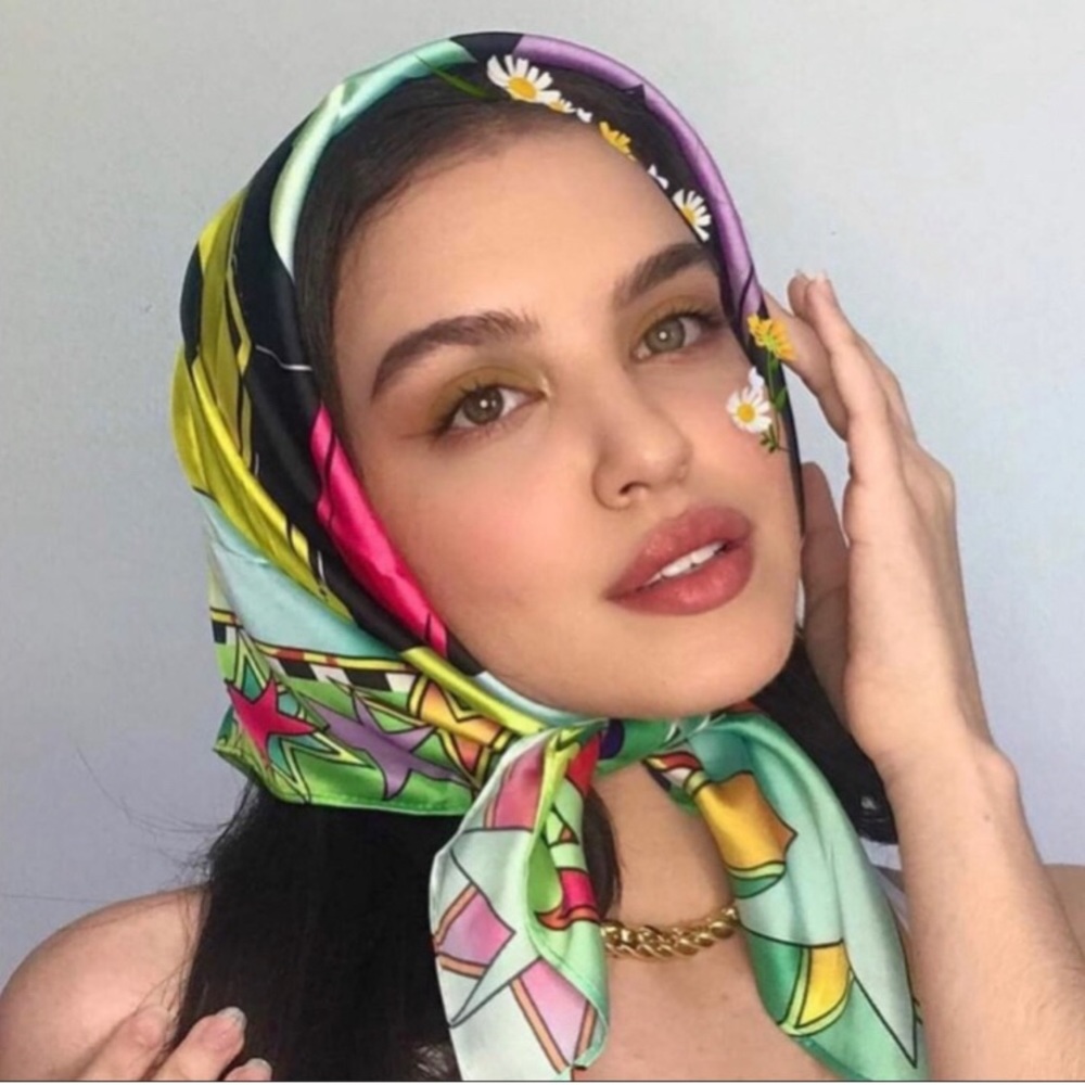 New Parade Colorful Stars Silky Satin Scarf